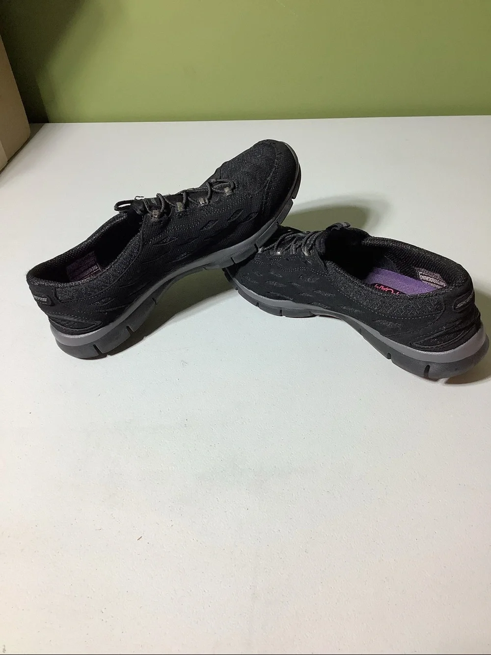 Skechers women’s size